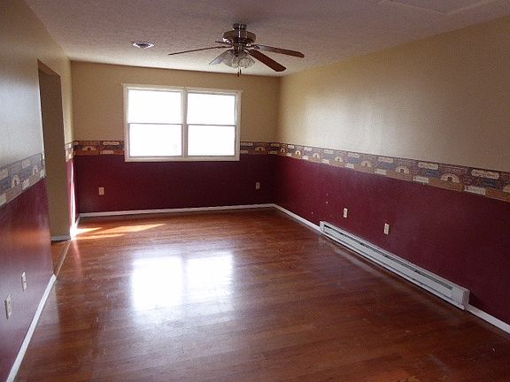 Additional Living Room