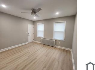 1332 Adams St NE APT 1, Washington, DC 20018