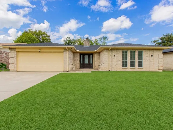 2522 Lower Valley Dr, Houston, TX 77067