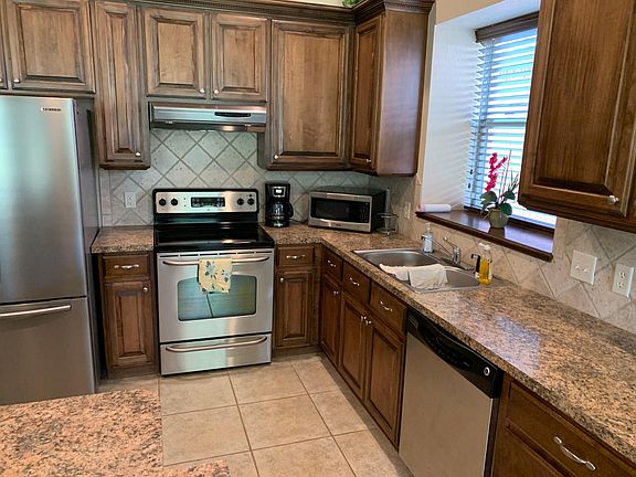 5th image of 2608 SW 141st St