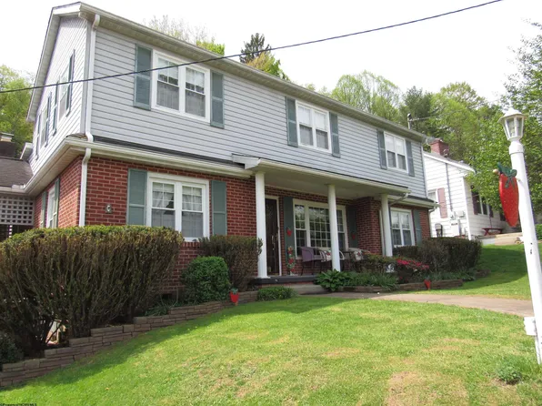 66 Highland Dr, Buckhannon, WV 26201