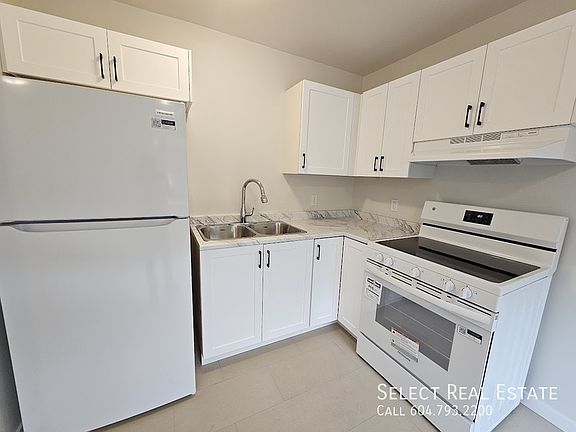 5th image of 45790 Lewis Ave #4