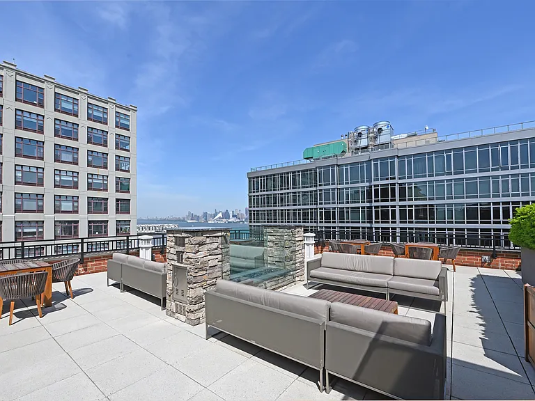1400 Hudson St #803 — Photo 14