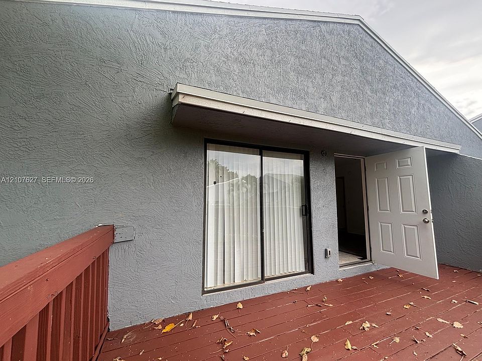 1st image of 19 Crossings Cir APT H