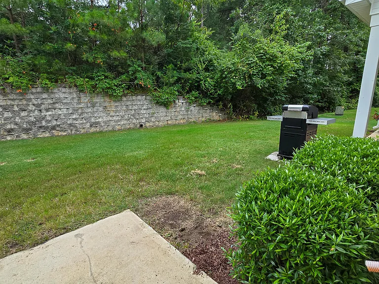 6137 Beale Loop — Photo 41
