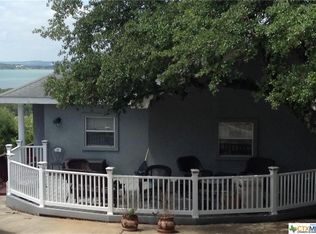 1196 Cougar Dr, Canyon Lake, TX 78133