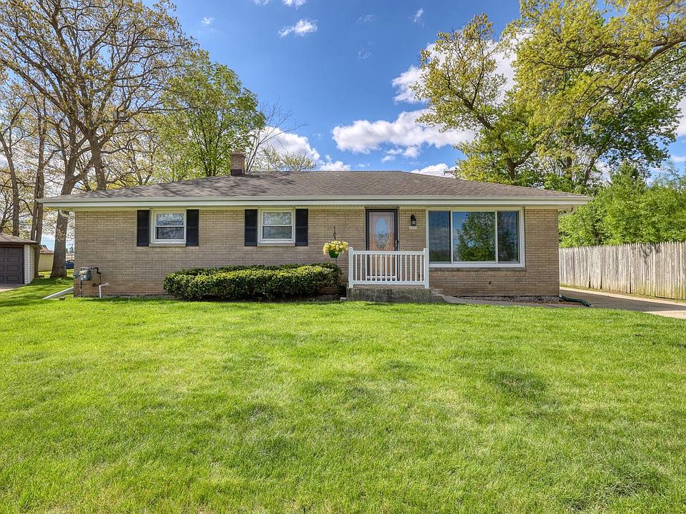 1st image of 4420 S 37th STREET