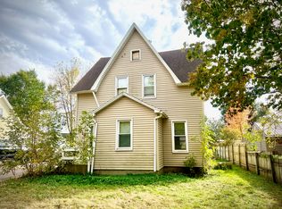 1118 1st St, Brookings, SD 57006