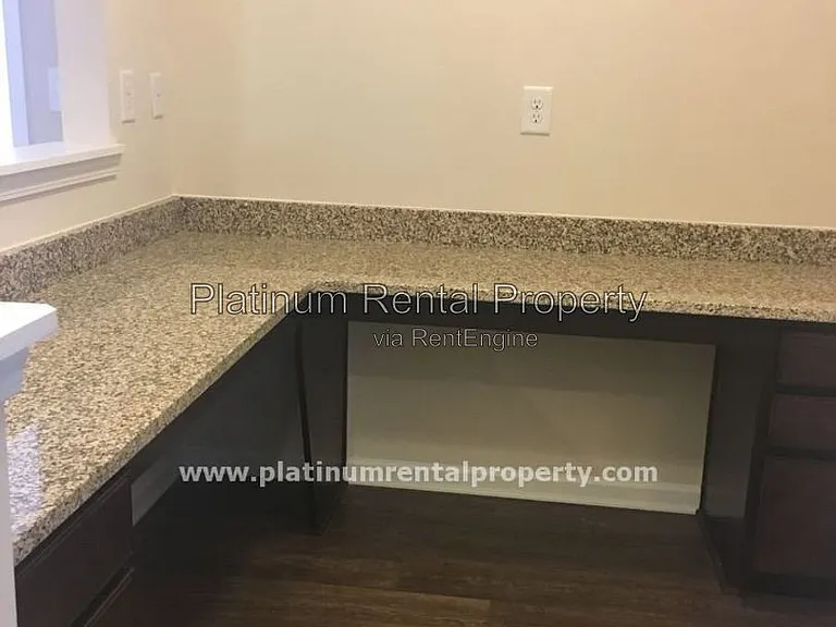 2398 Calistoga Ct — Photo 29