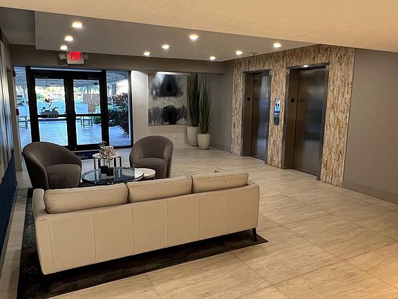 2nd image of 565 Oaks Lane #409