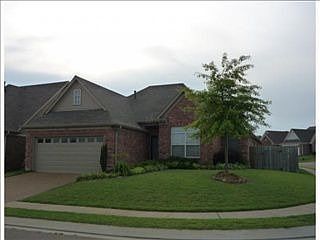 4th image of 1129 Cross Wood Dr
