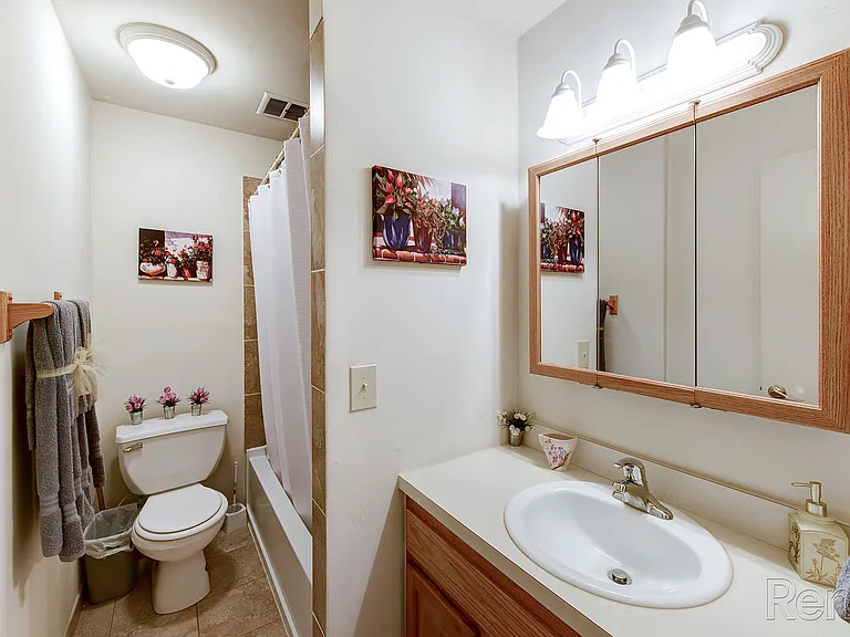 Olde Forge East Apartments & Townhomes — Photo 18