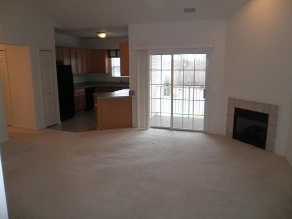 3rd image of 25547 Sun Sail Ct
