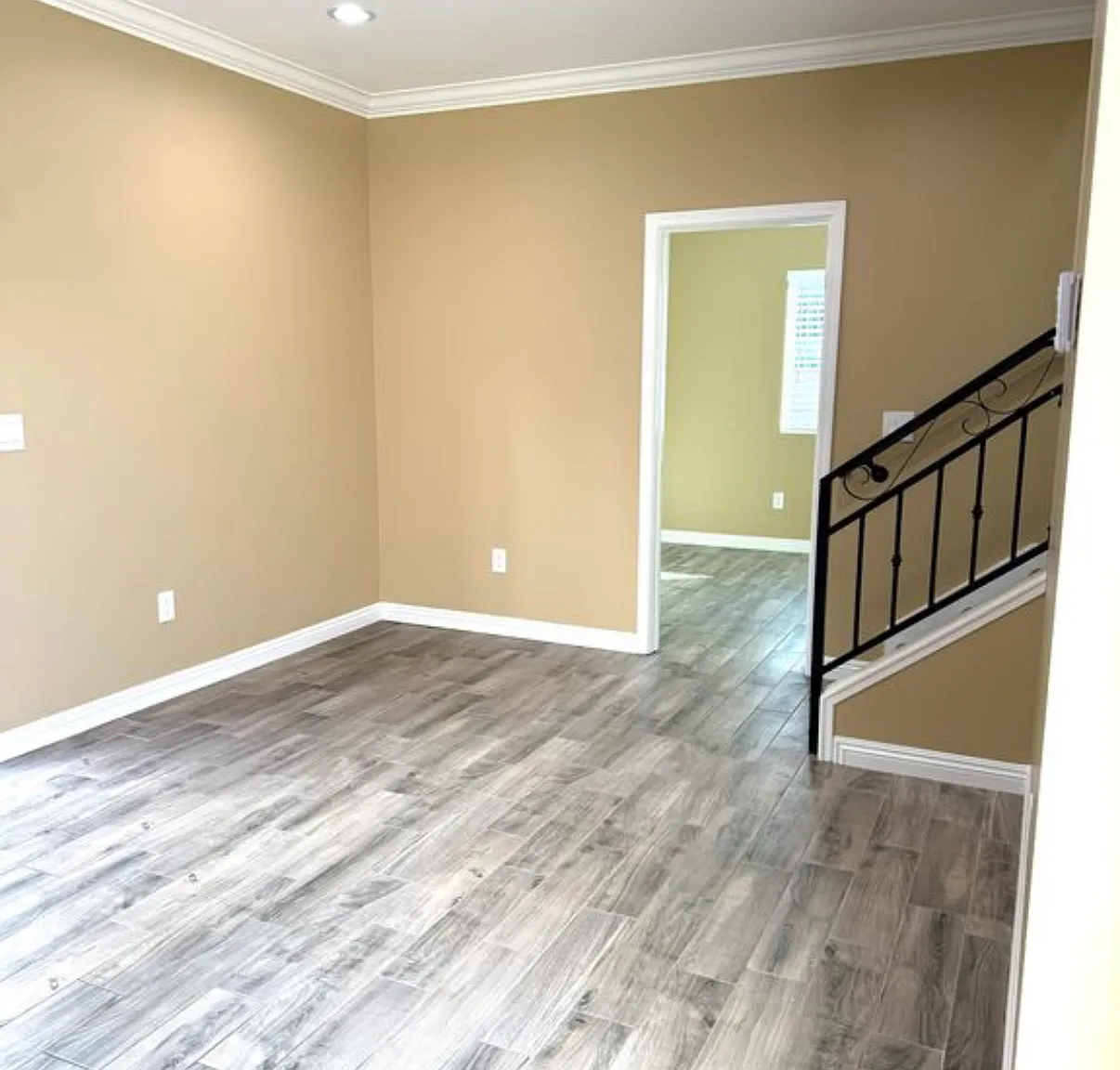 3 bed, 2.5 bath, 1126 sqft, $3,200 — Photo 4