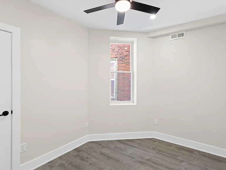 Unit 1 additional bedroom