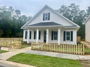 715 Reindeer Rd, Niceville, FL 32578