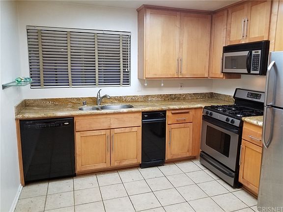 4th image of 21545 Erwin St Unit 104