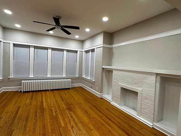 3rd image of 4116 N Marmora Ave #2