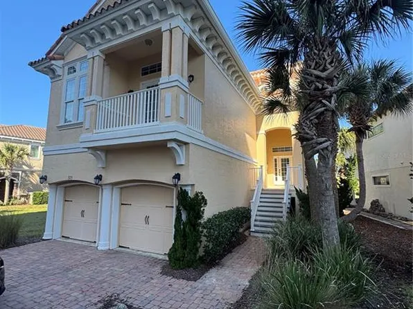 323 Ocean Crest Dr, Palm Coast, FL 32137
