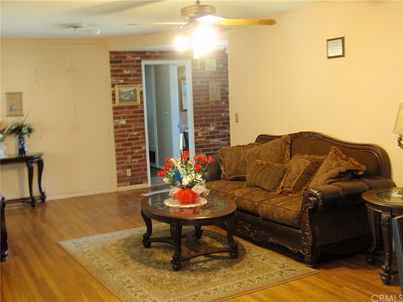4th image of 1315 N Soldano Dr