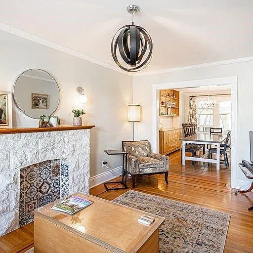 3 bed, 1200 sqft, $2,475 — Photo 4