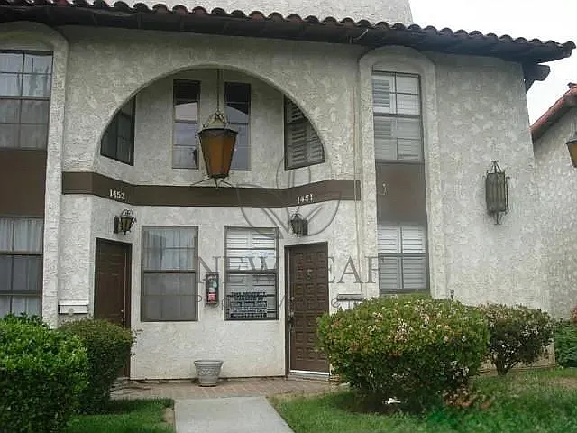 1412 Everton Pl — Photo 2