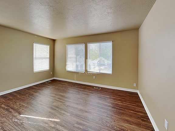 4th image of 14064 S Rosaleen Ln