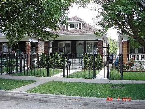 2nd image of 5731 S Homan Ave