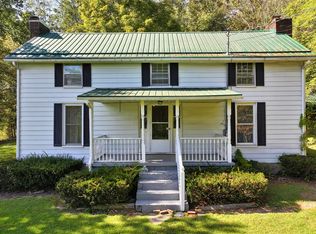 492 Daw Rd, Raven, VA 24639