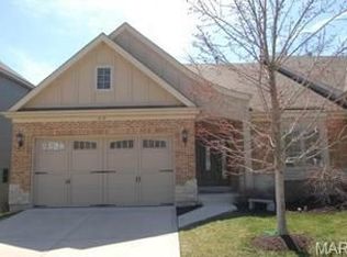 919 Hanna Bend Ct, Ballwin, MO 63021