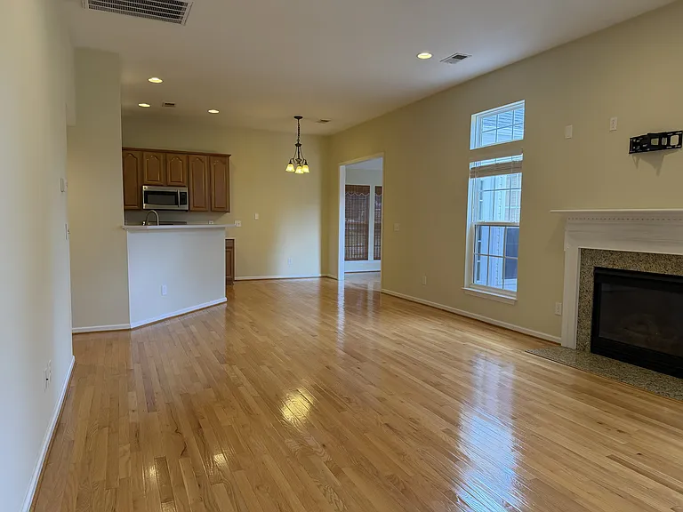 8 Beason Farm Ln — Photo 6