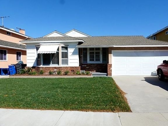 3rd image of 4638 Ladoga Ave