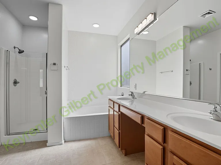 33958 N Barbara Dr — Photo 22
