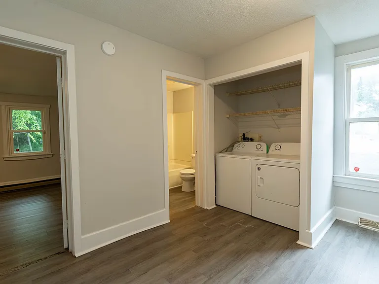 323 S Raleigh St — Photo 16
