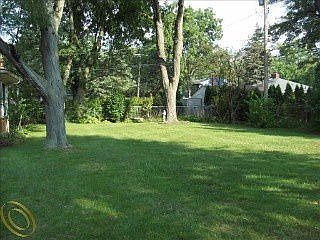 3rd image of 16947 Kinross Ave