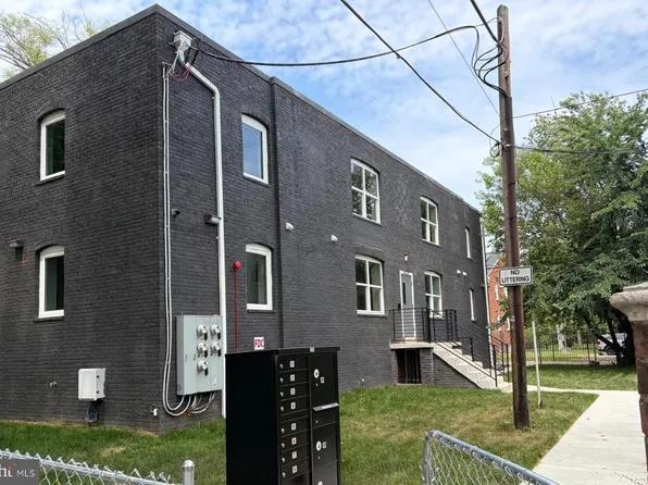 4324 Halley Ter SE, Washington, DC 20032