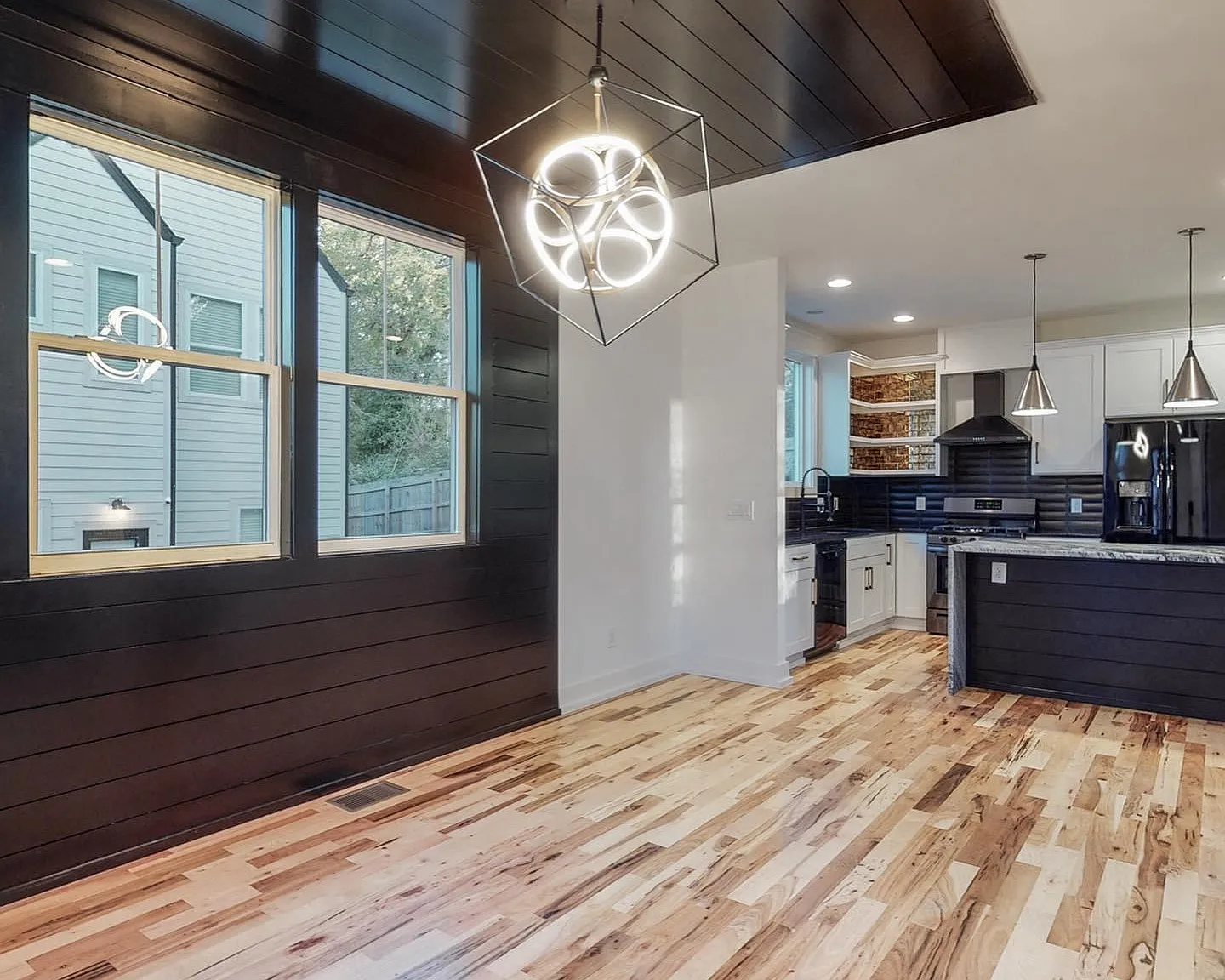 1103B Cecilia Ave — Photo 4