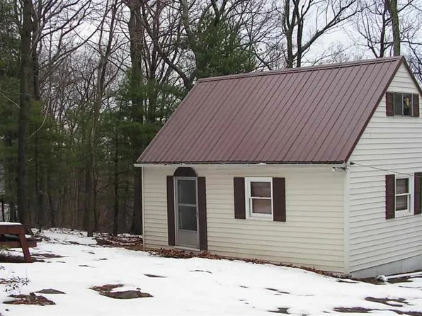 131 Dutch Boy Ln, Ickesburg, PA 17037