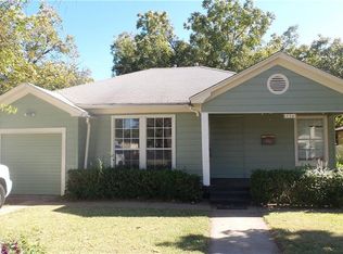 334 NE 10th St, Grand Prairie, TX 75050
