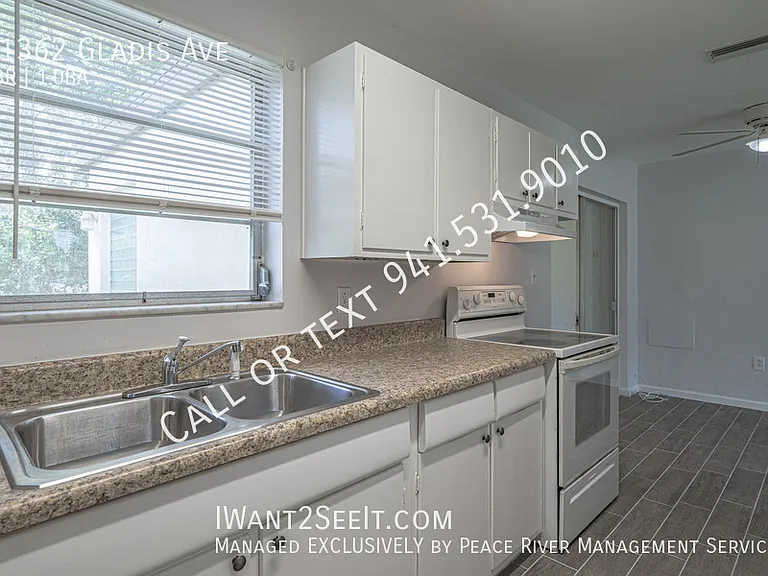 21362 Gladis Ave — Photo 9