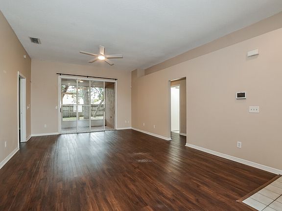 4th image of 1092 Manigan Ave