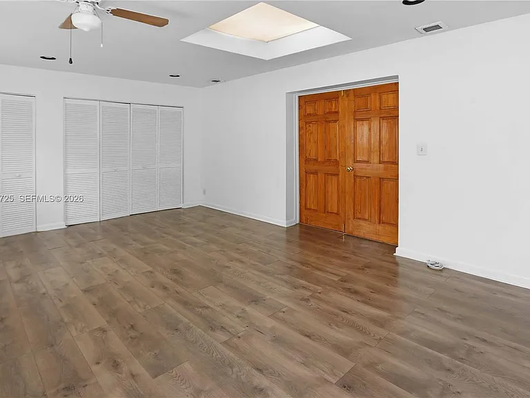 706 S 19th Ave — Photo 26