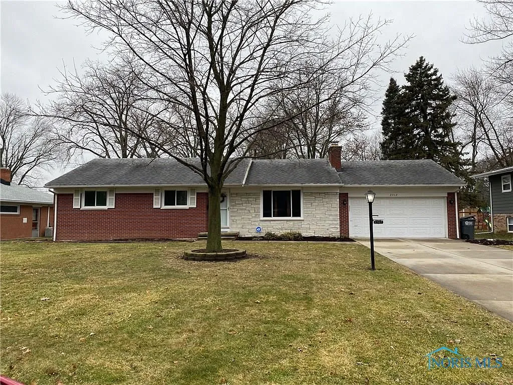 2312 Greenlawn Dr photo 1