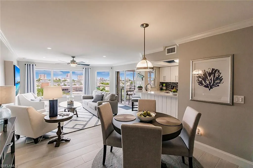 2 bed, 2.0 bath, 1158 sqft, $8,500 — Photo 2