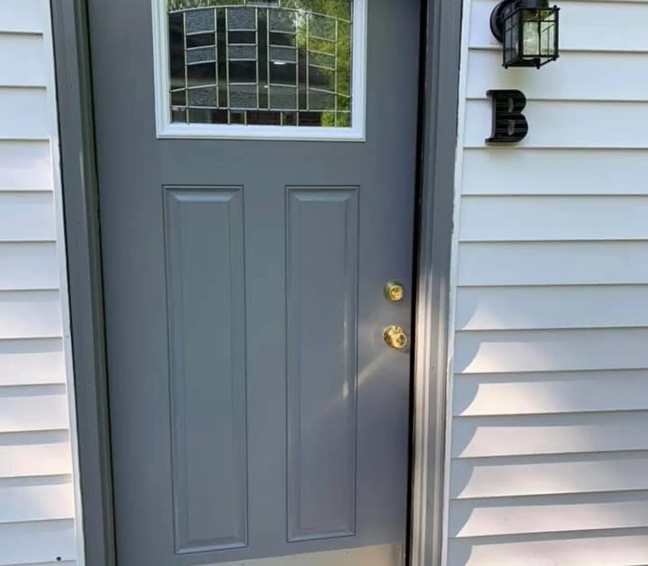 2 bed, $700 — Photo 1