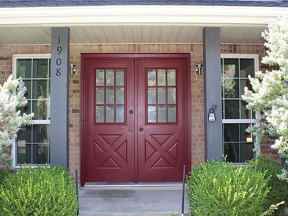 2nd image of 1908 Forestwood Dr
