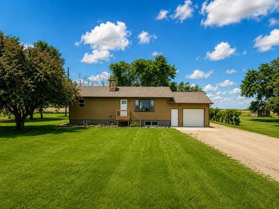1619 S Melgaard Rd, Aberdeen, SD, 57401