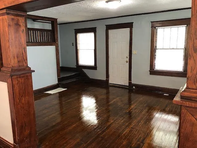 4920 College Ave — Photo 5