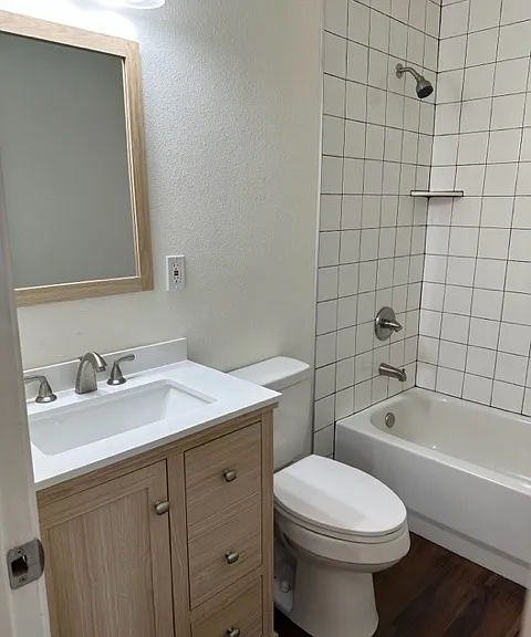 6017 Calle Nueve NW — Photo 4