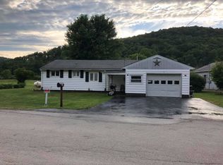 2113 Dunns Eddy Rd, Youngsville, PA 16371